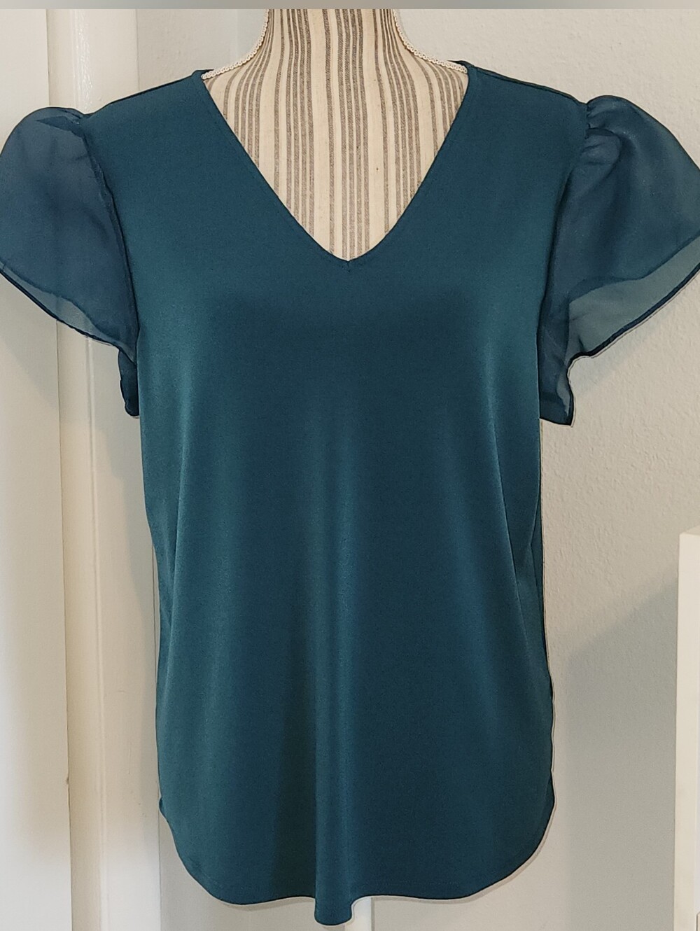 Adrianna Papell Sheer Flutter Sleeve Dark Green/Teal V Neck Top L